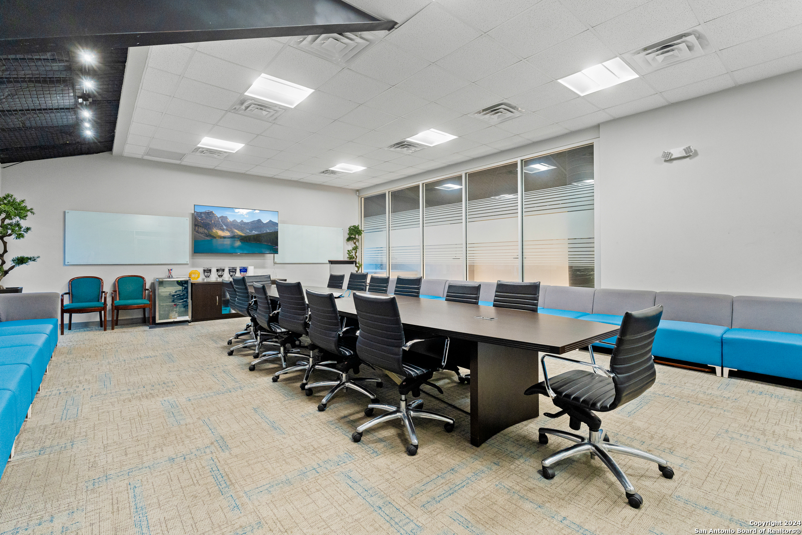 7710 W Interstate 10 San Antonio TX 78230