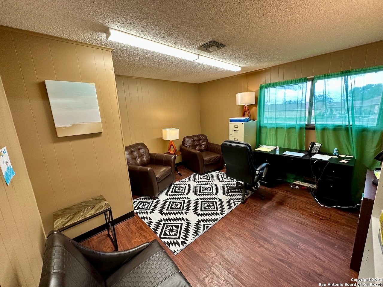 1010 Zanderson Avenue Jourdanton TX 78026