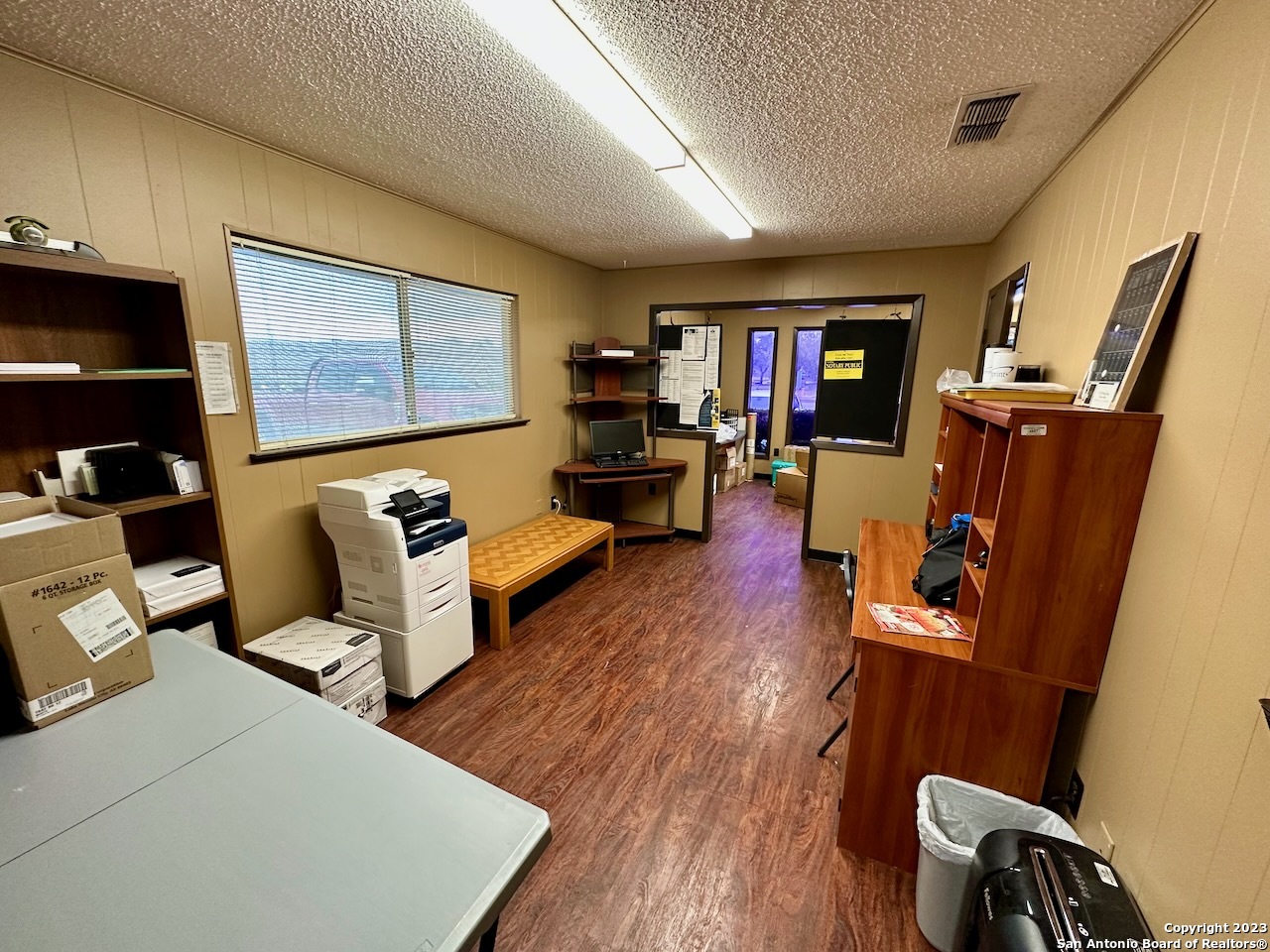 1010 Zanderson Avenue Jourdanton TX 78026