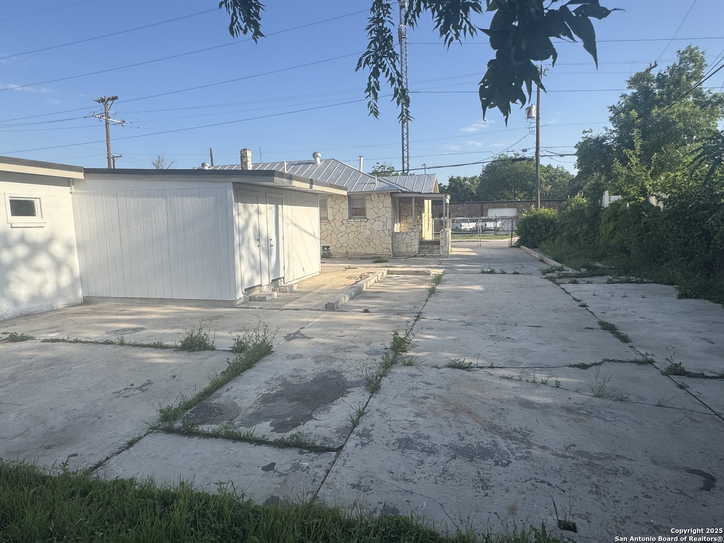 655 Cupples Road San Antonio TX 78237