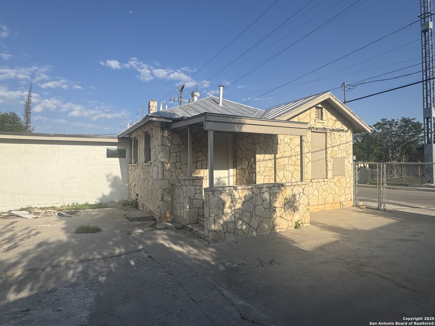 655 Cupples Road San Antonio TX 78237
