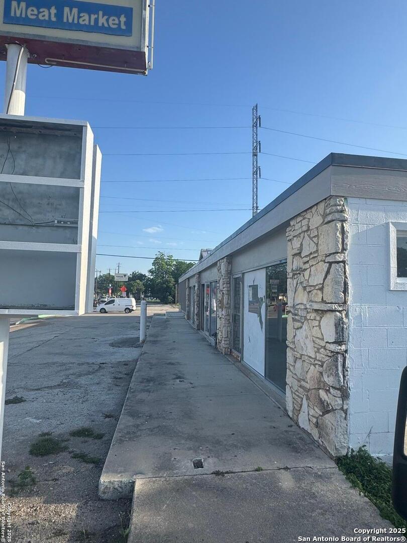 655 Cupples Road San Antonio TX 78237