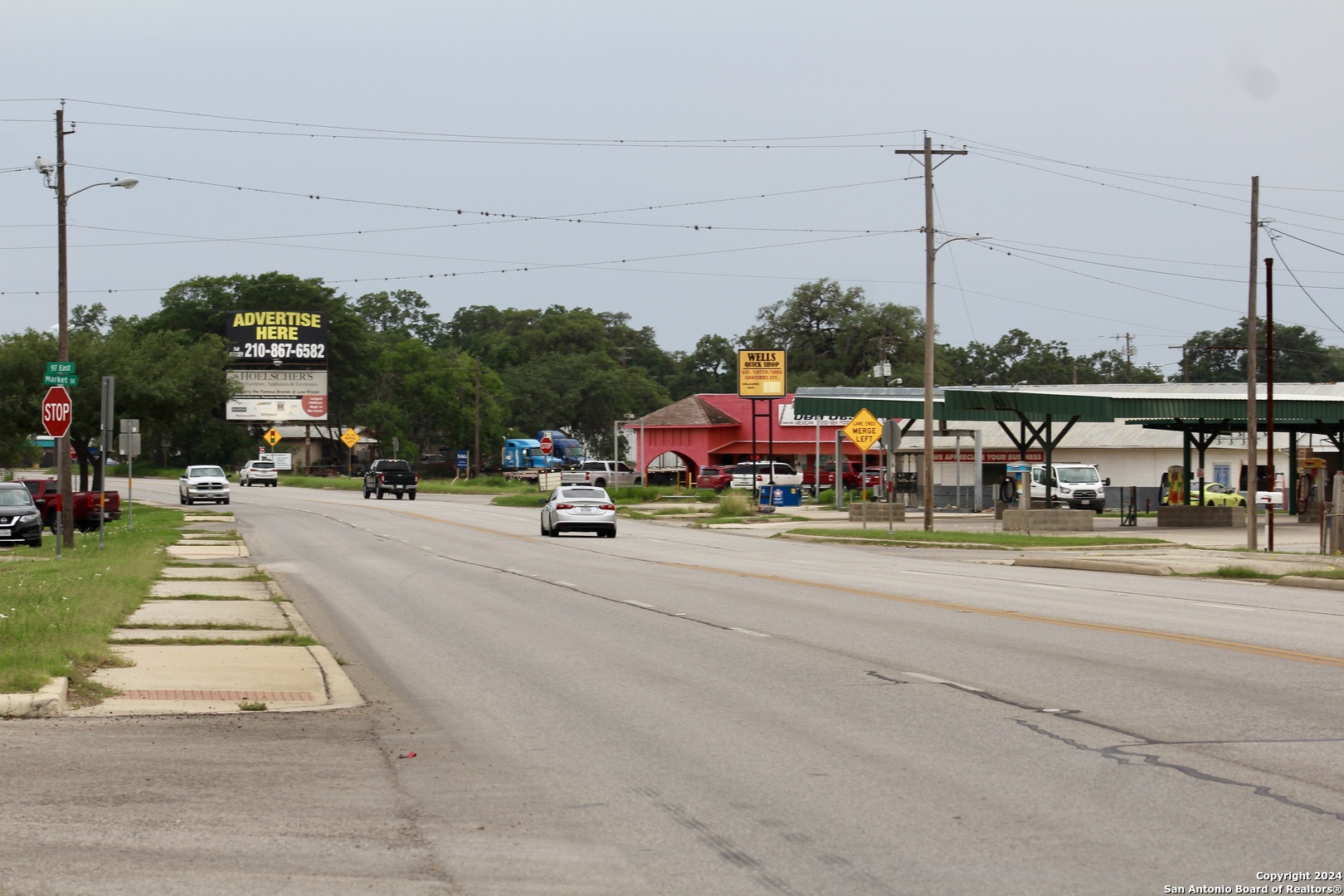 707 Commerce Pleasanton TX 78064