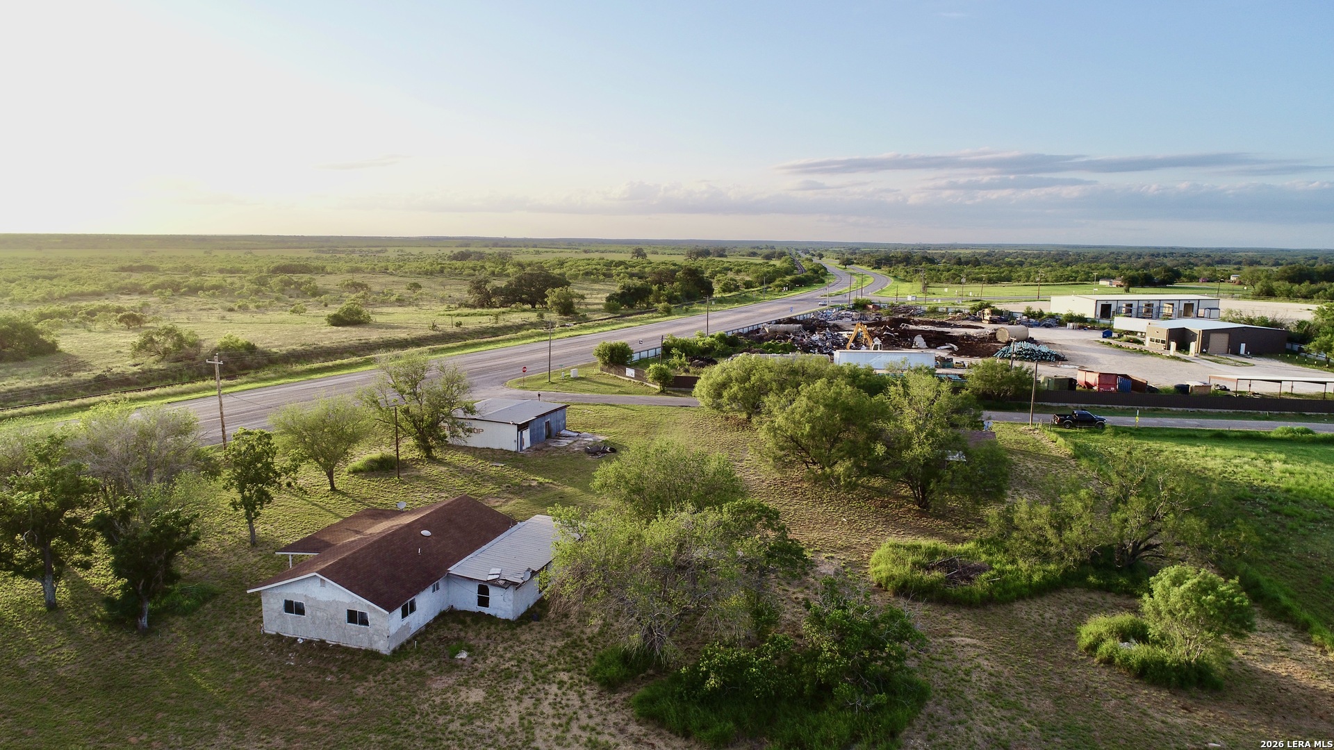 3768 Highway 281 Pleasanton TX 78064