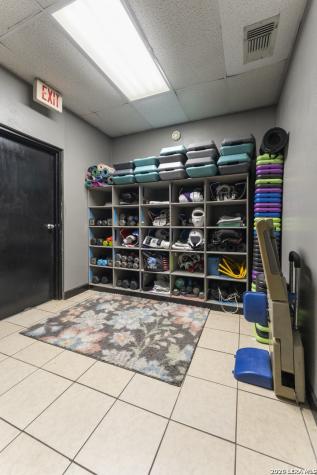 9585 Braun Road San Antonio TX 78254