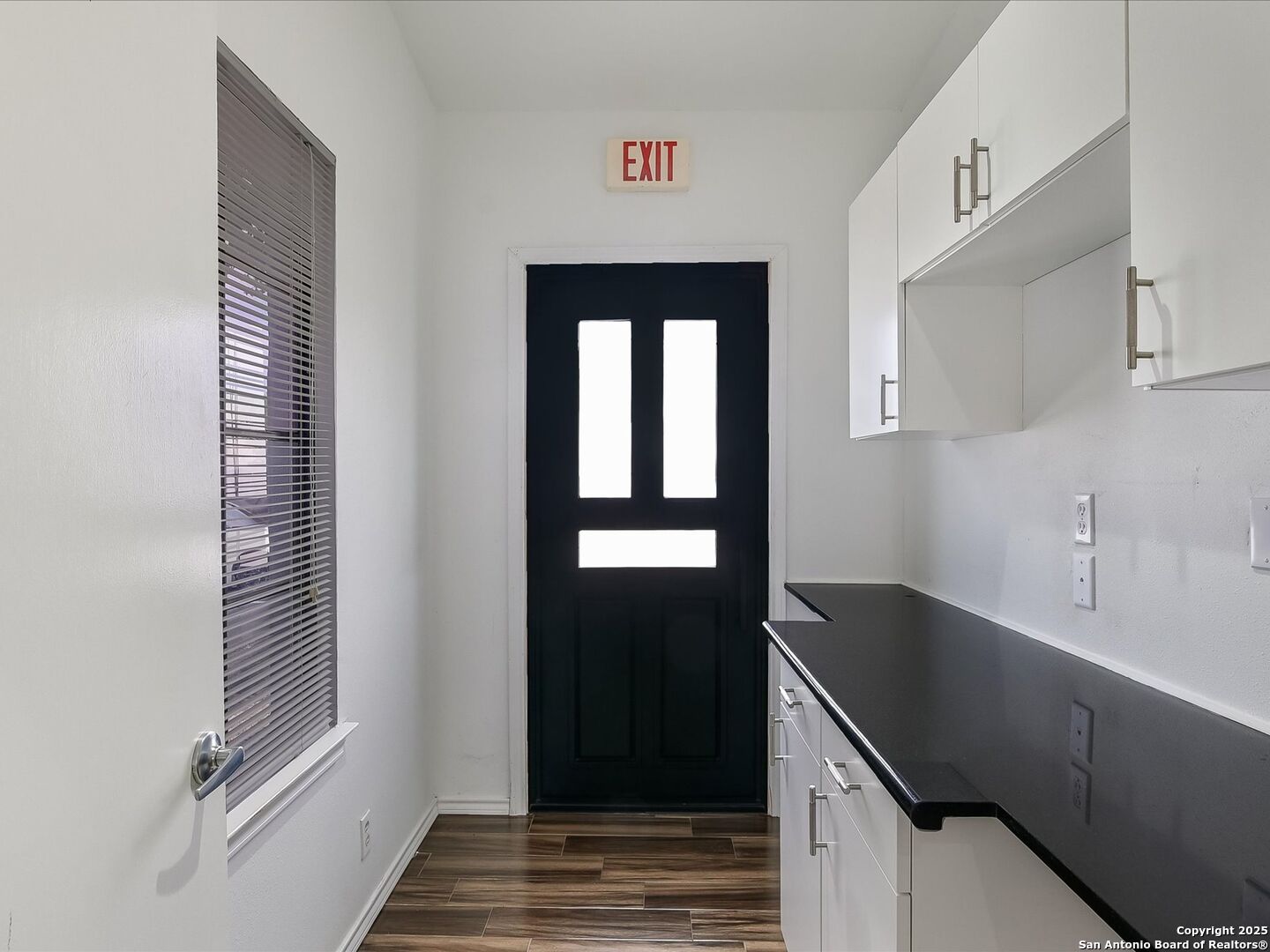 8265 Fredericksburg San Antonio TX 78229