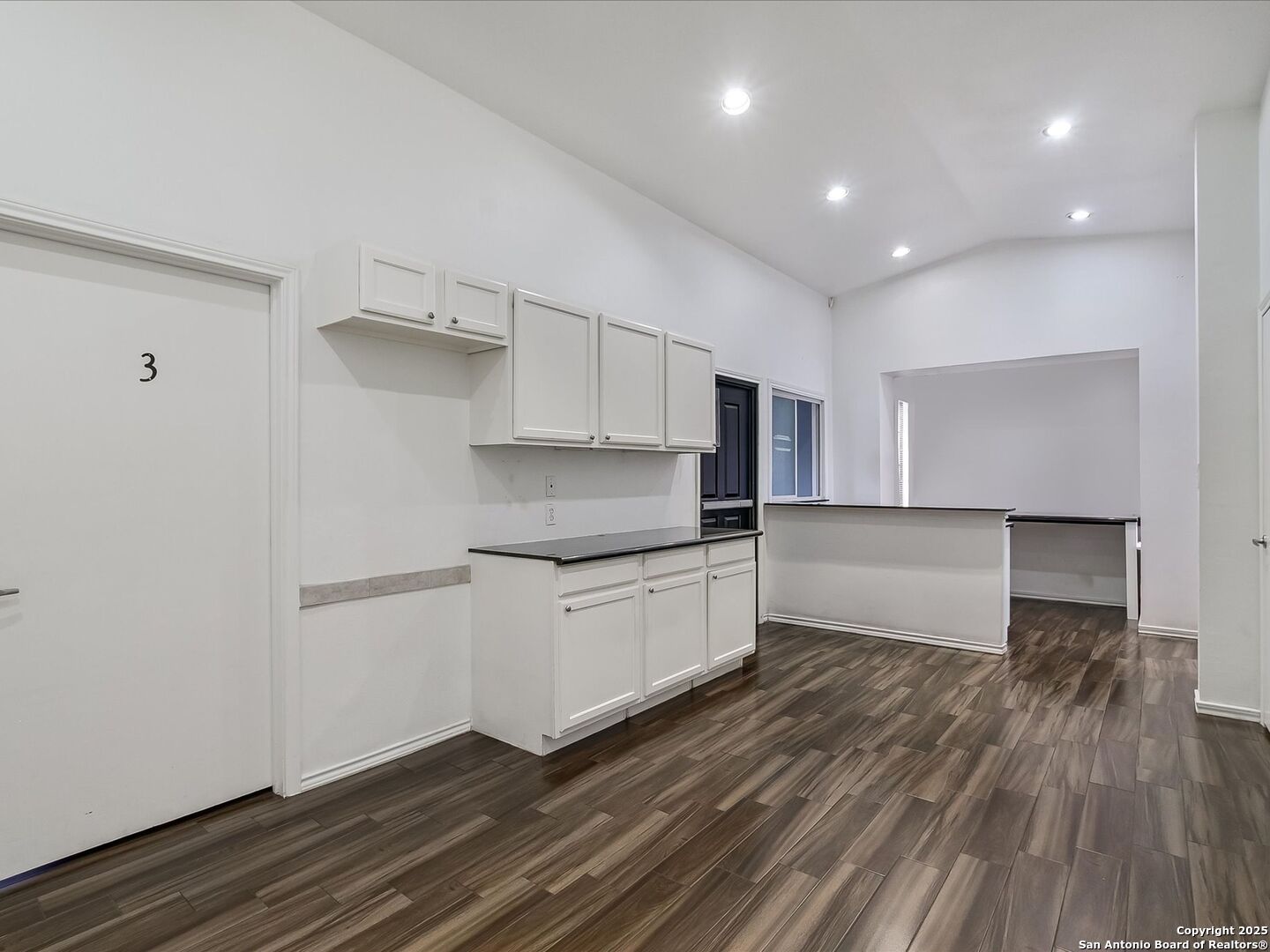 8265 Fredericksburg San Antonio TX 78229