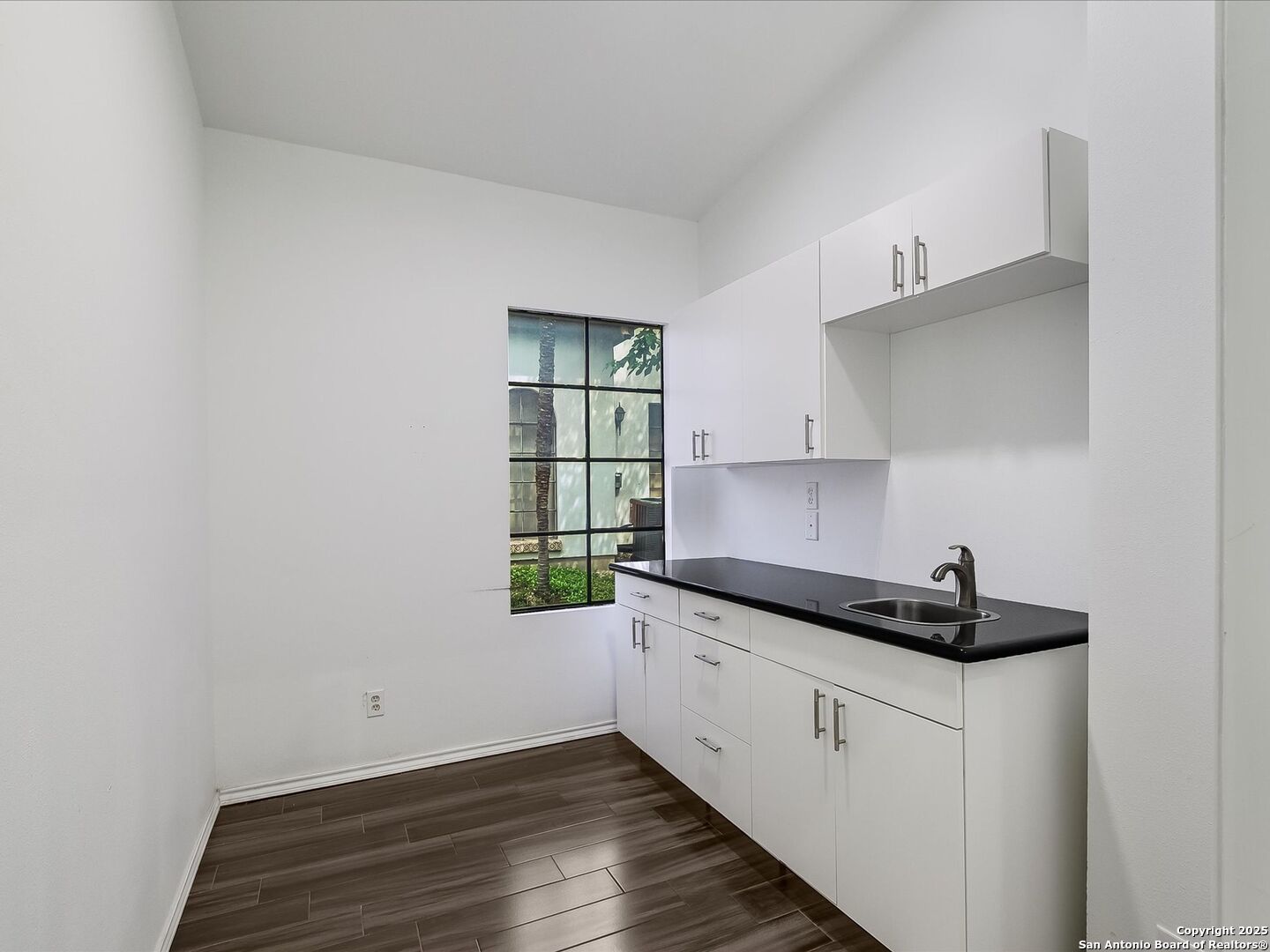 8265 Fredericksburg San Antonio TX 78229