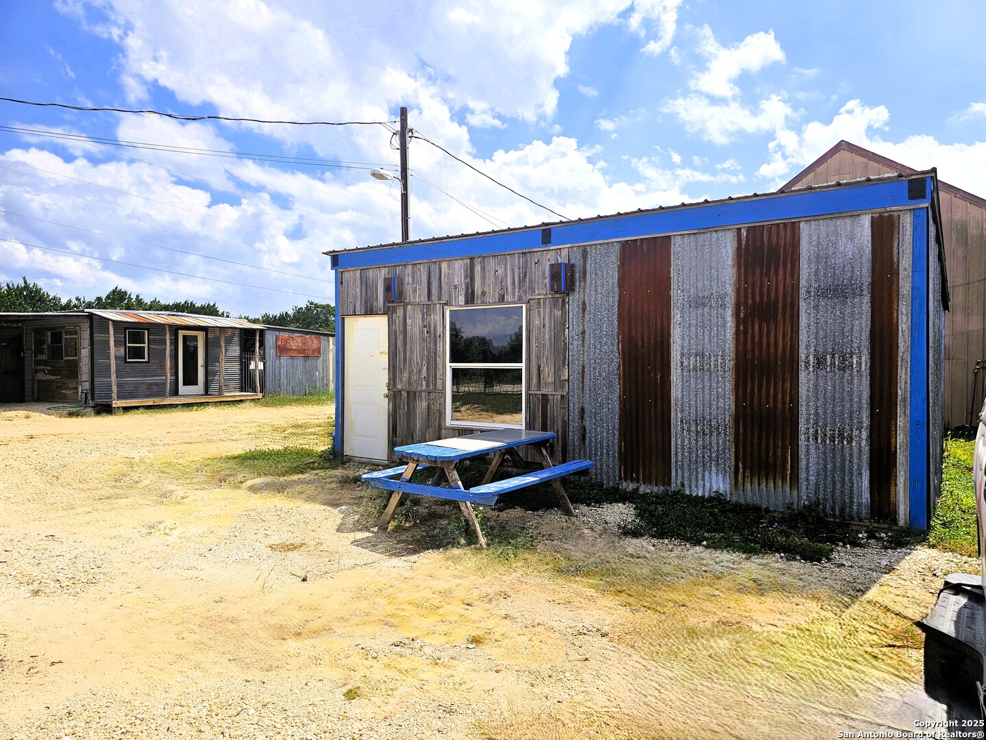 4951 Fm 1283 Pipe Creek TX 78063