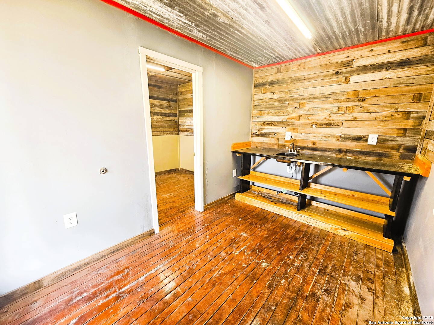 4951 Fm 1283 Pipe Creek TX 78063