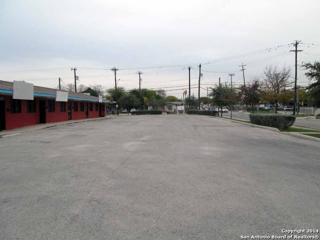 6353 W Commerce Street San Antonio TX 78237