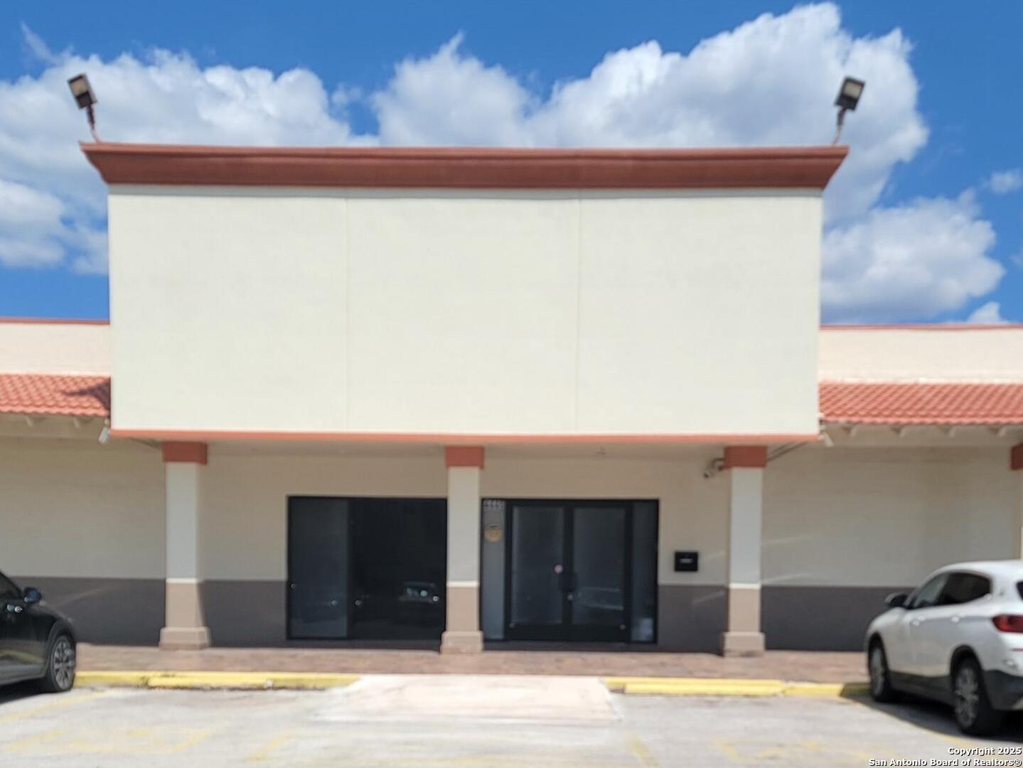 4445 Walzem San Antonio TX 78218