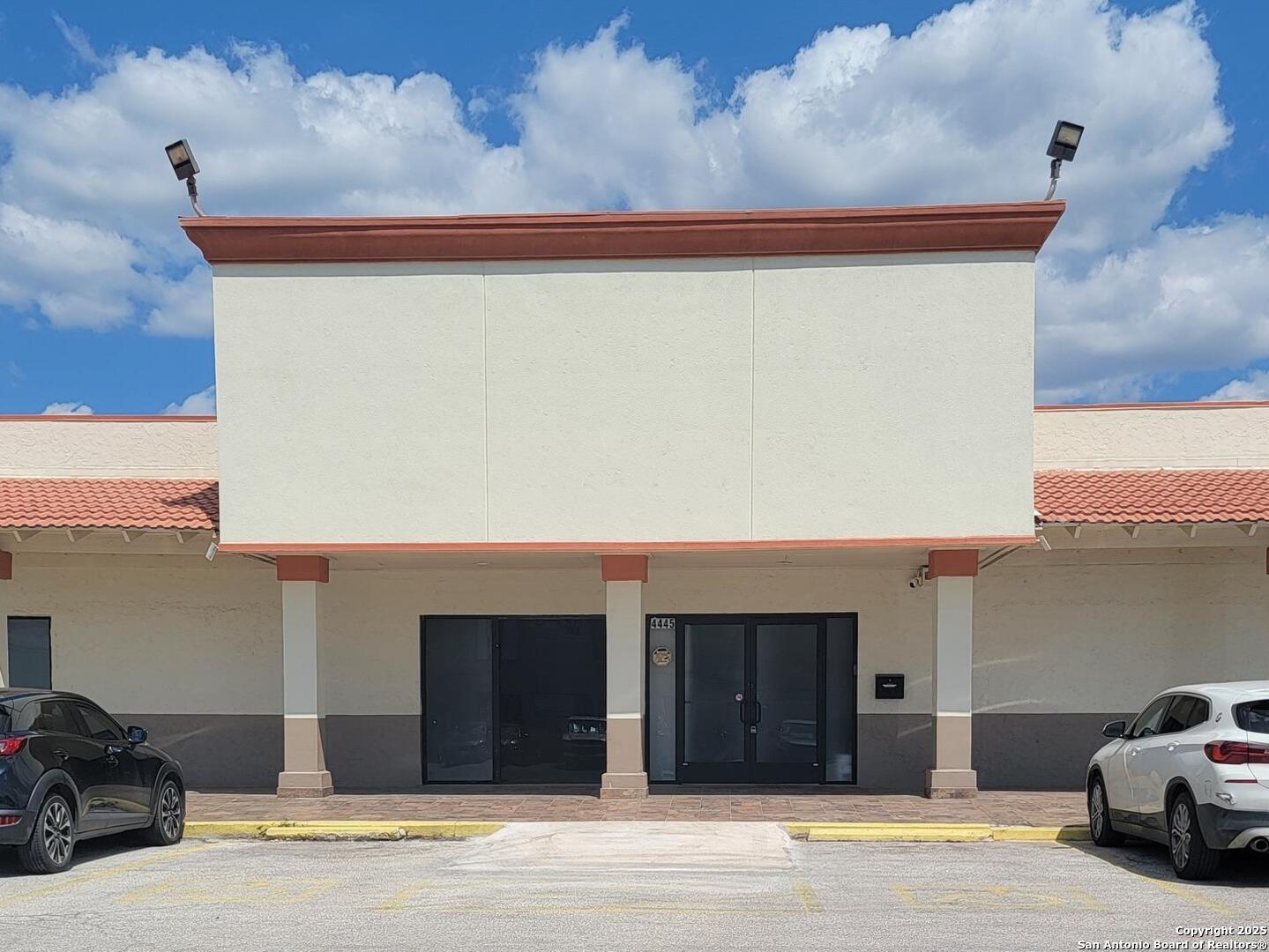 4445 Walzem San Antonio TX 78218