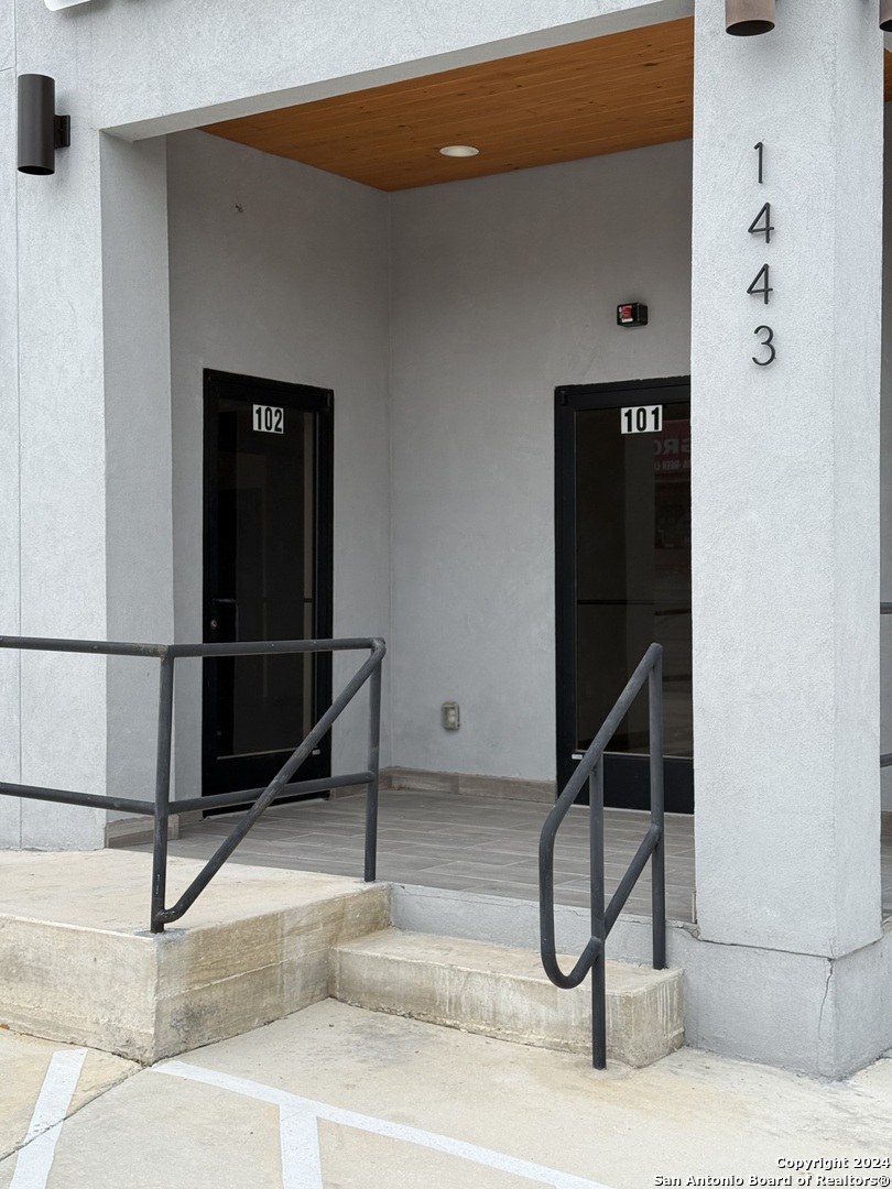 1443 W Hildebrand Avenue San Antonio TX 78201