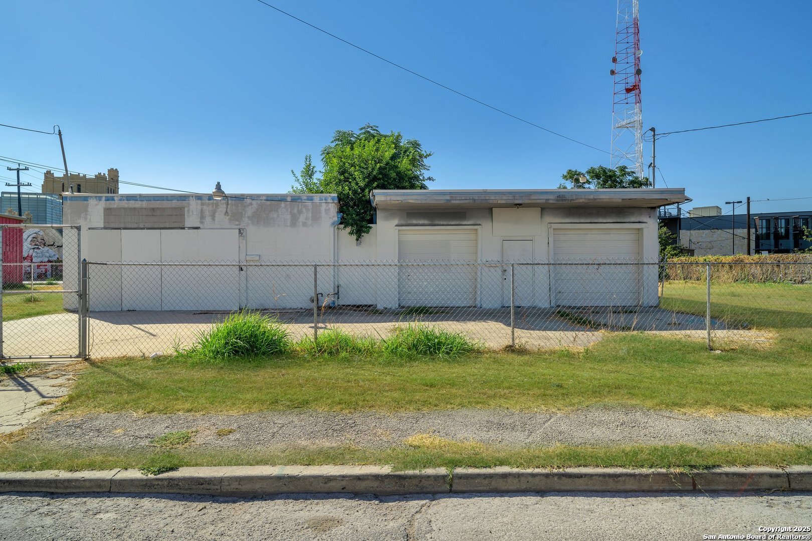 920 Dallas San Antonio TX 78215