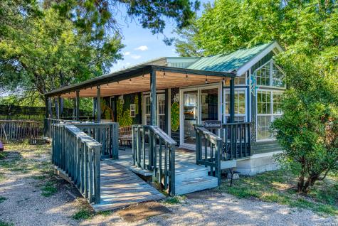 28213 N Us Highway 83 Concan TX 78838