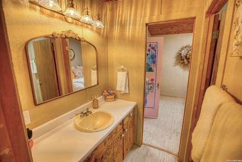 28213 N Us Highway 83 Concan TX 78838