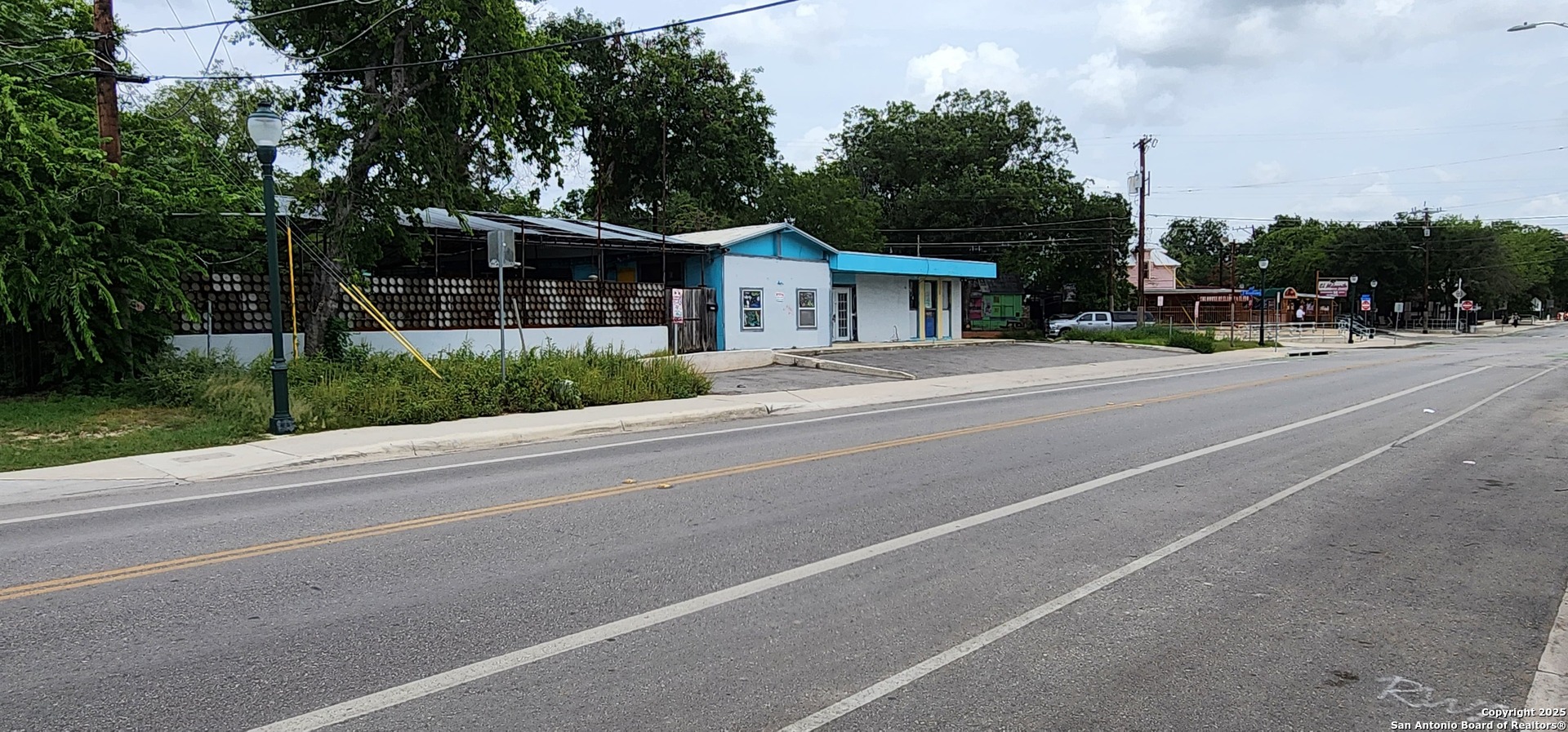 2909 N Saint Marys San Antonio TX 78212