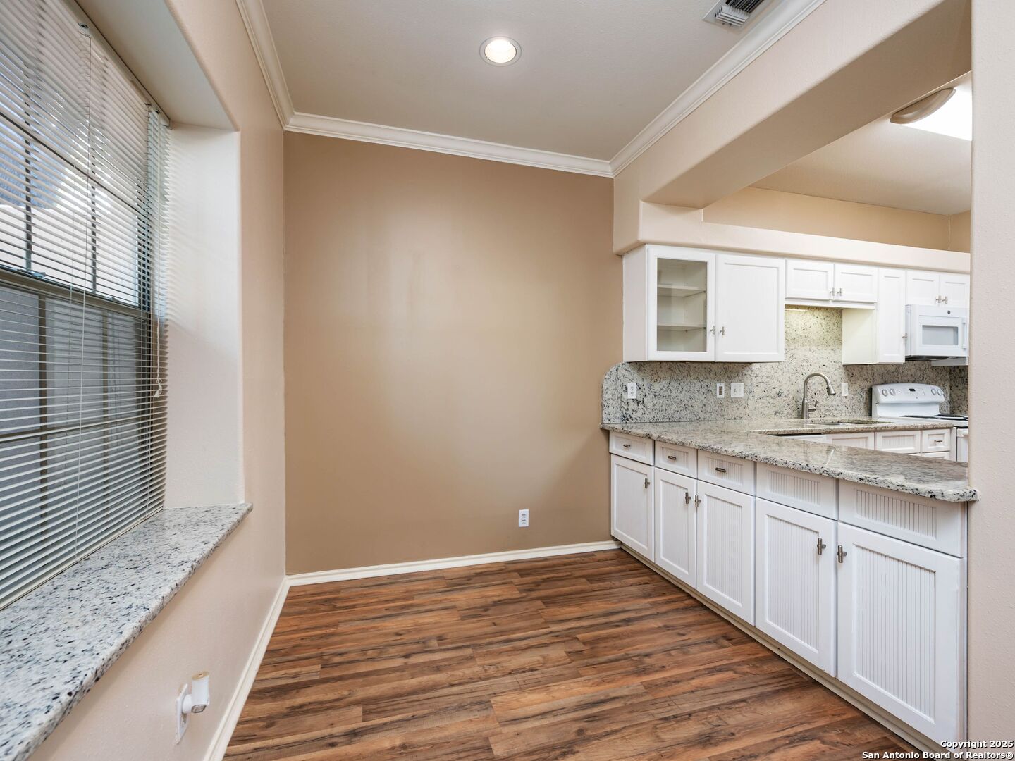 207 Grandview Alamo Heights TX 78209