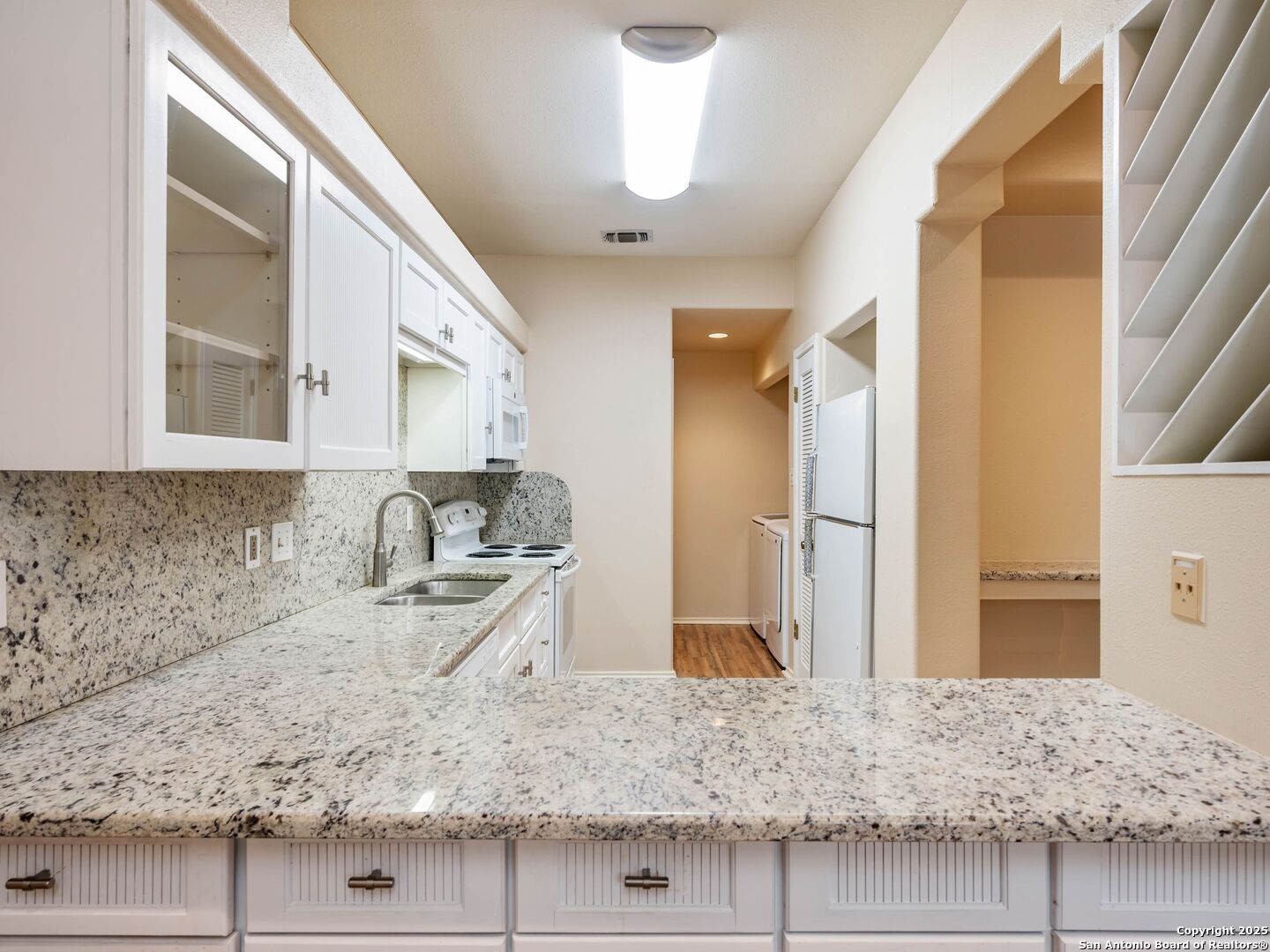 207 Grandview Alamo Heights TX 78209