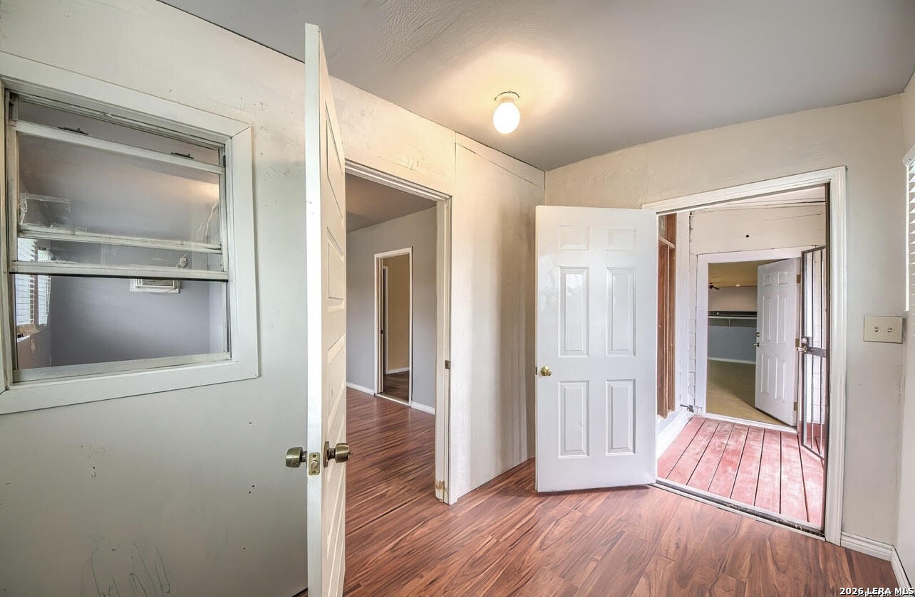 19015 K Street Somerset TX 78069