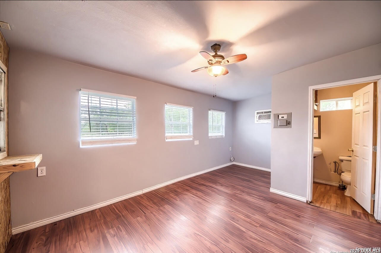 19015 K Street Somerset TX 78069