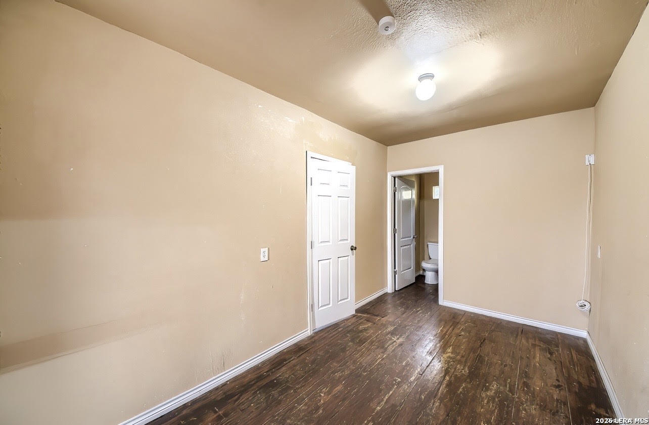 19015 K Street Somerset TX 78069