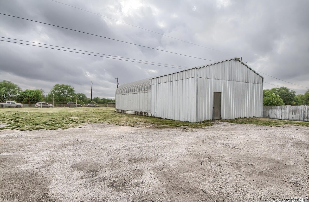 19015 K Street Somerset TX 78069