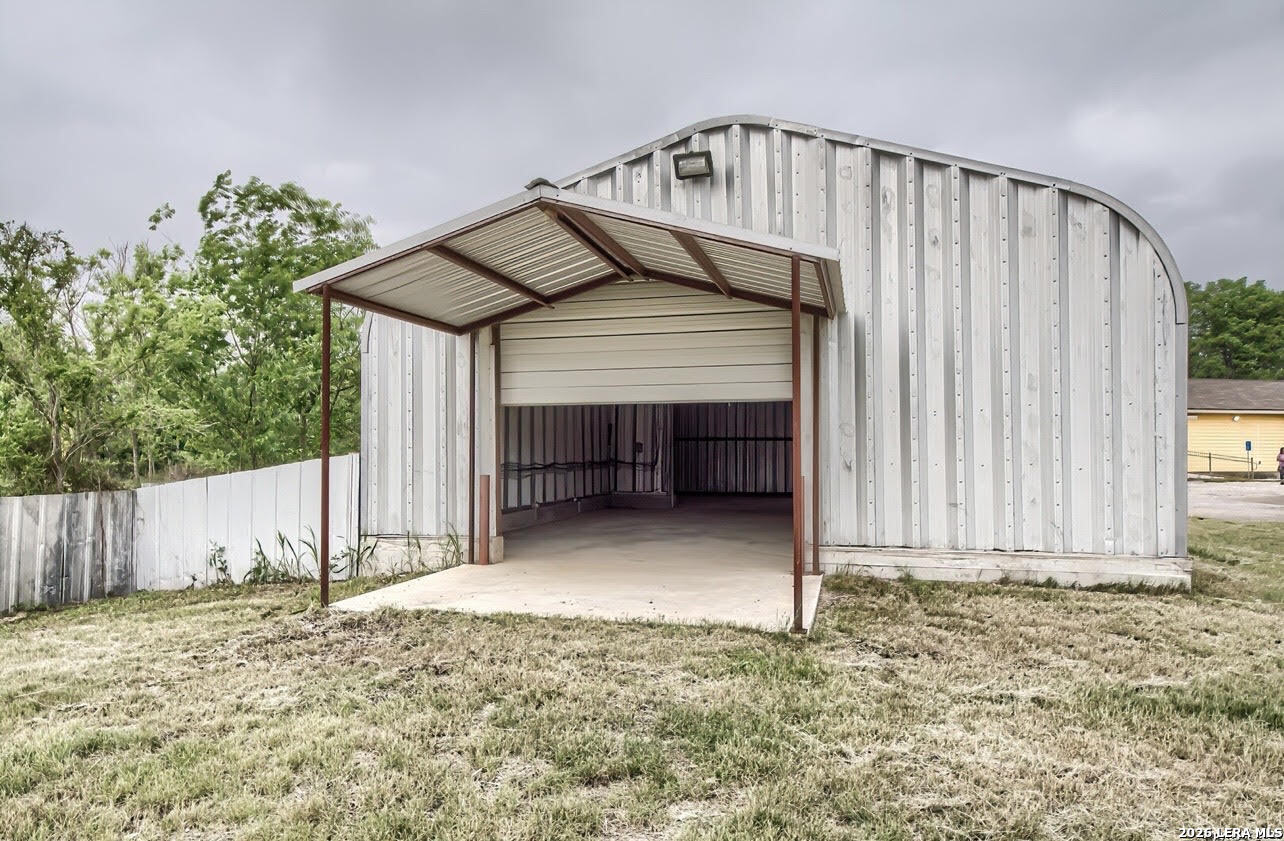 19015 K Street Somerset TX 78069