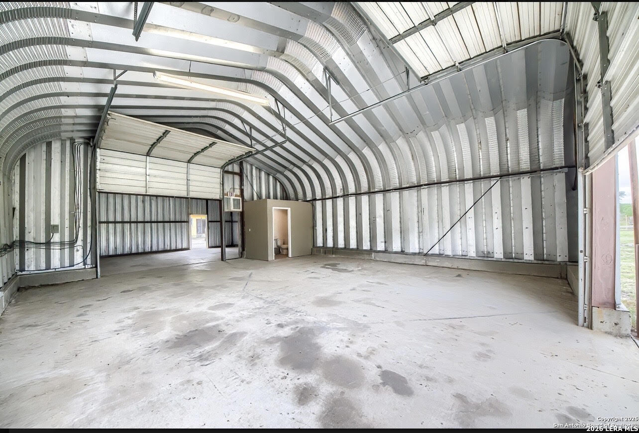 19015 K Street Somerset TX 78069