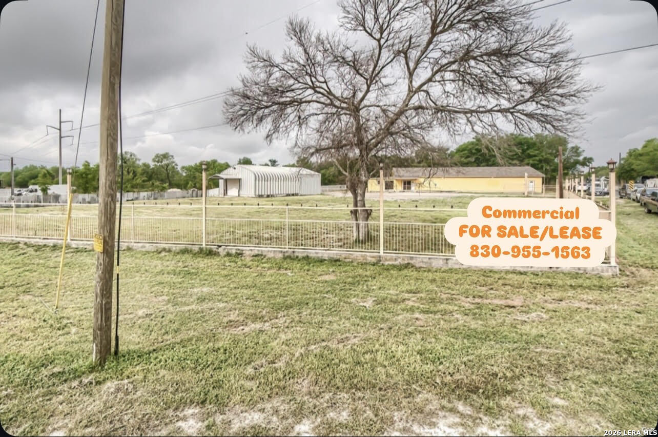 19015 K Street Somerset TX 78069