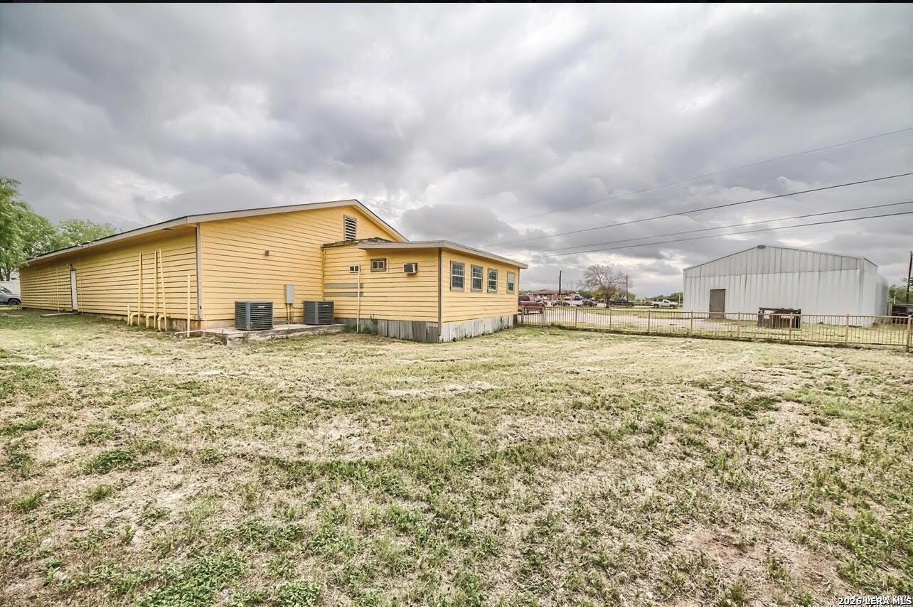 19015 K Street Somerset TX 78069