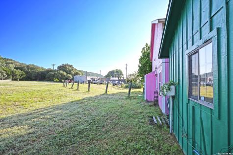 1642 Fm 2673 Canyon Lake TX 78133