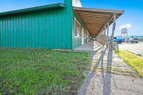 1642 Fm 2673 Canyon Lake TX 78133