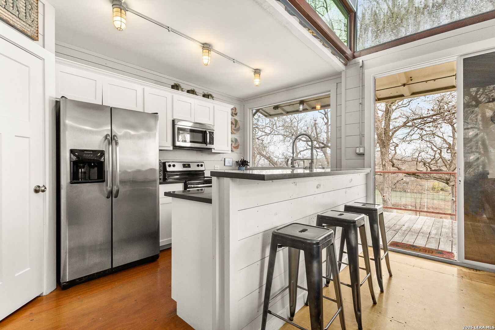 9035 Fm 725 Mcqueeney TX 78123