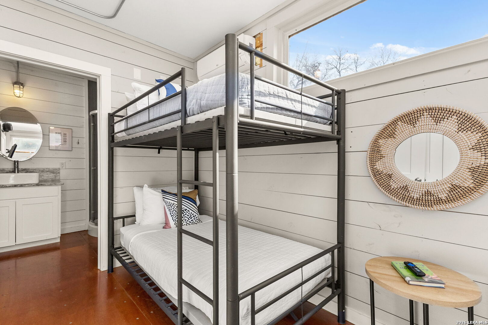 9035 Fm 725 Mcqueeney TX 78123