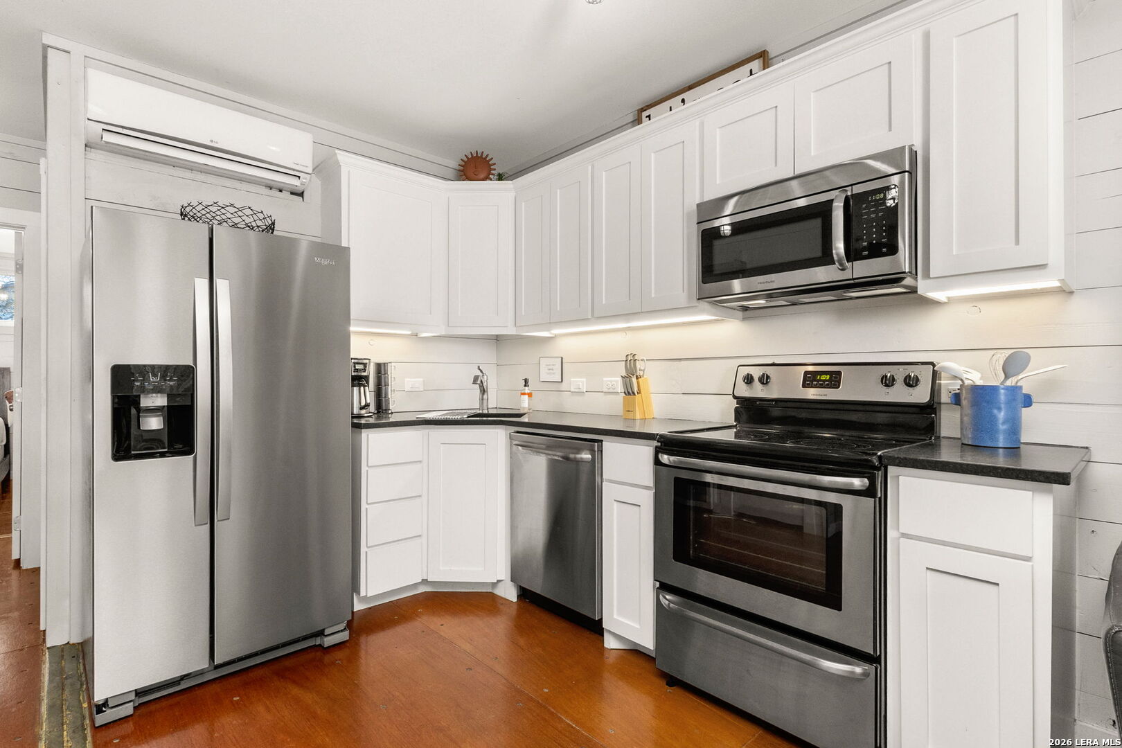 9035 Fm 725 Mcqueeney TX 78123