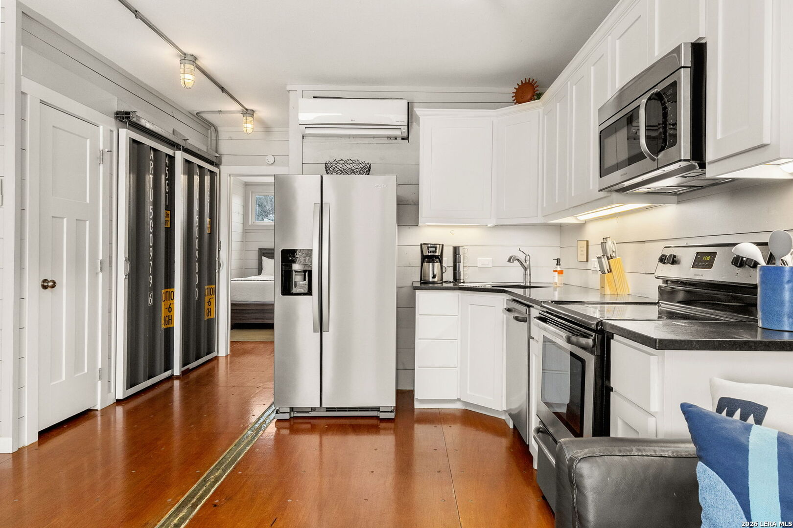 9035 Fm 725 Mcqueeney TX 78123