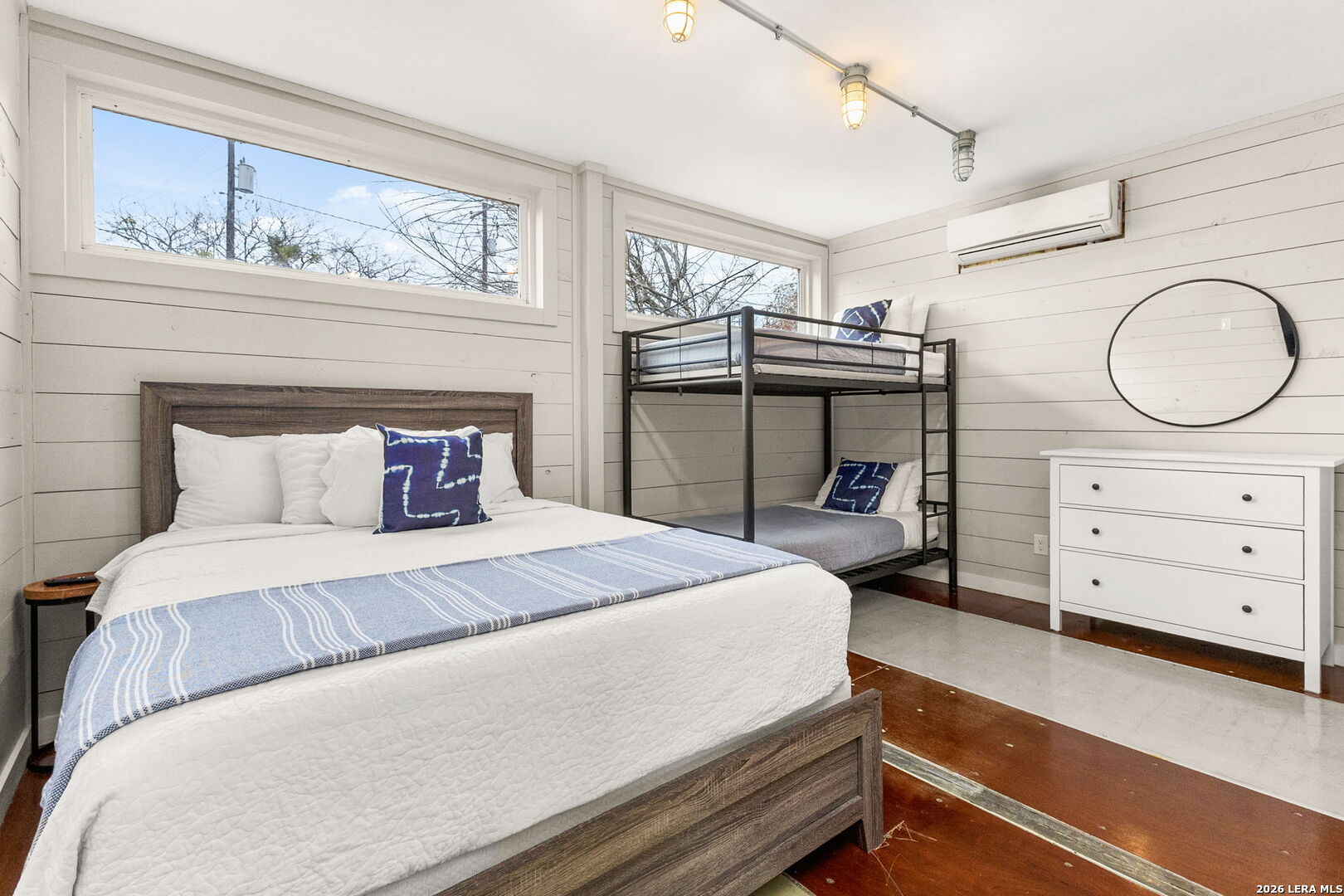 9035 Fm 725 Mcqueeney TX 78123