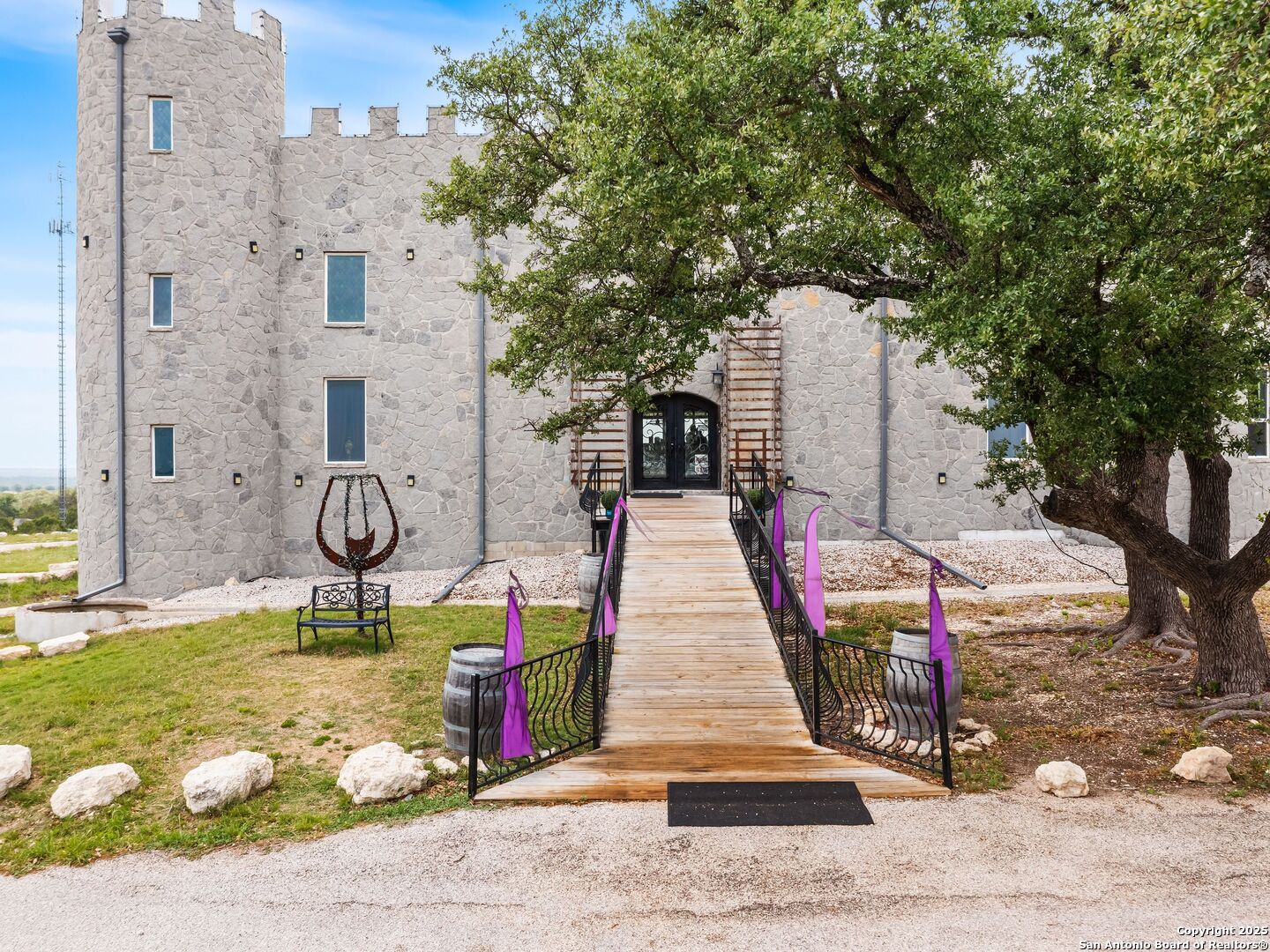 101 Durango Johnson City TX 78636