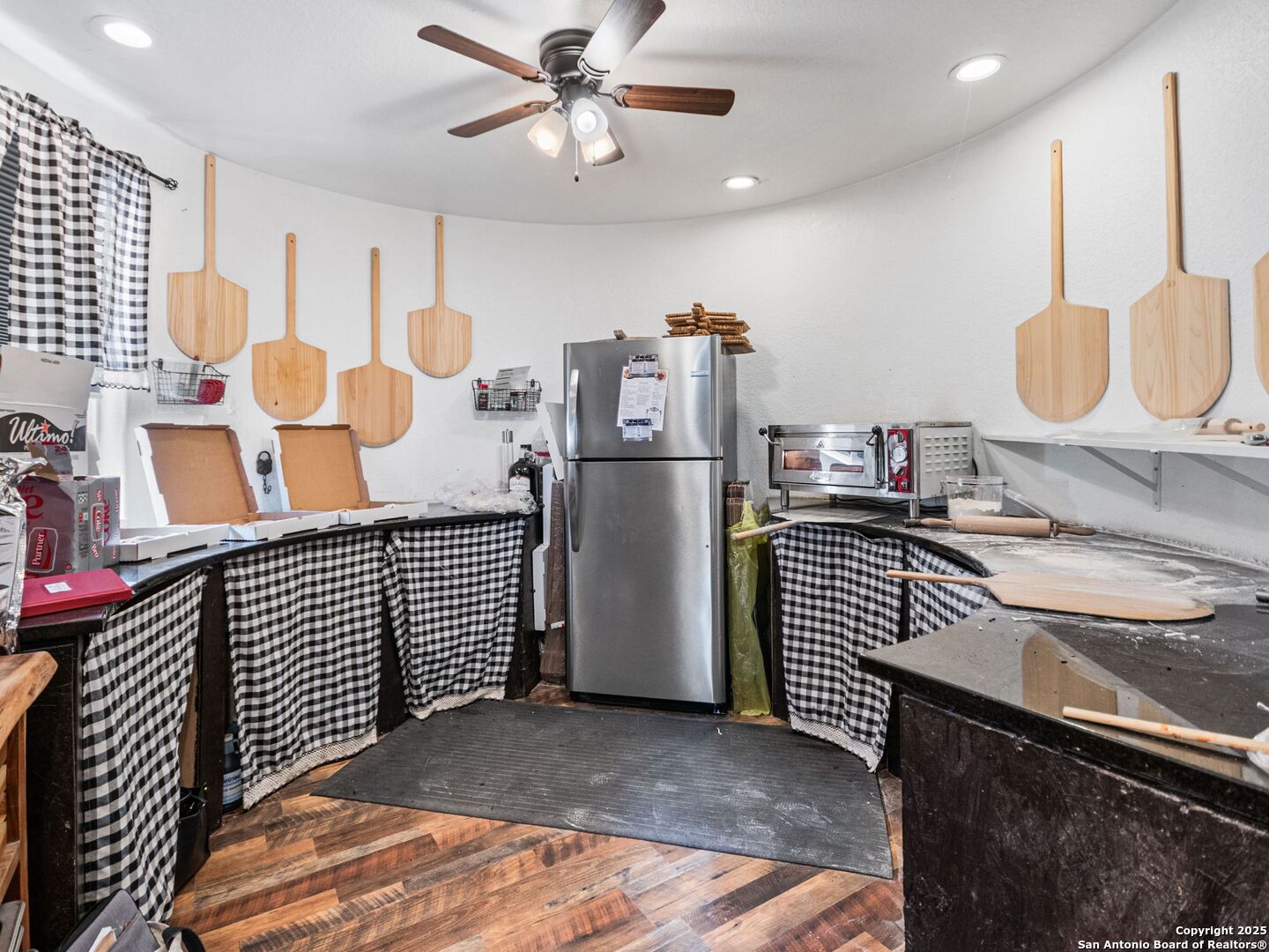 101 Durango Johnson City TX 78636