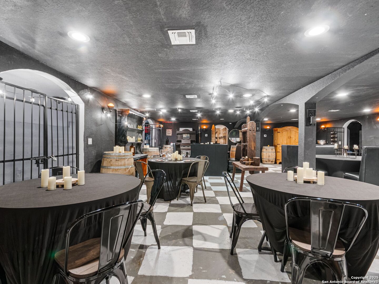 101 Durango Johnson City TX 78636