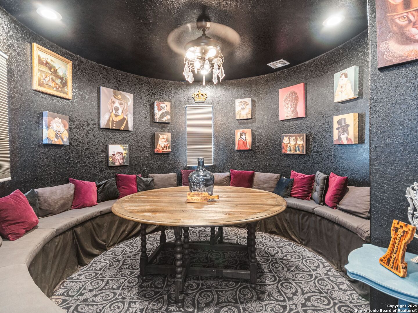 101 Durango Johnson City TX 78636