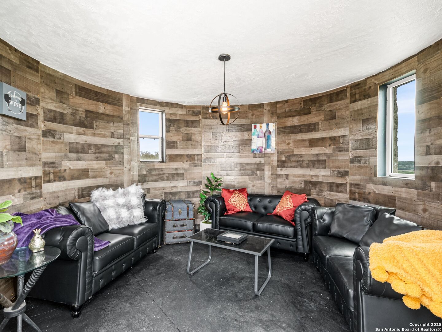 101 Durango Johnson City TX 78636