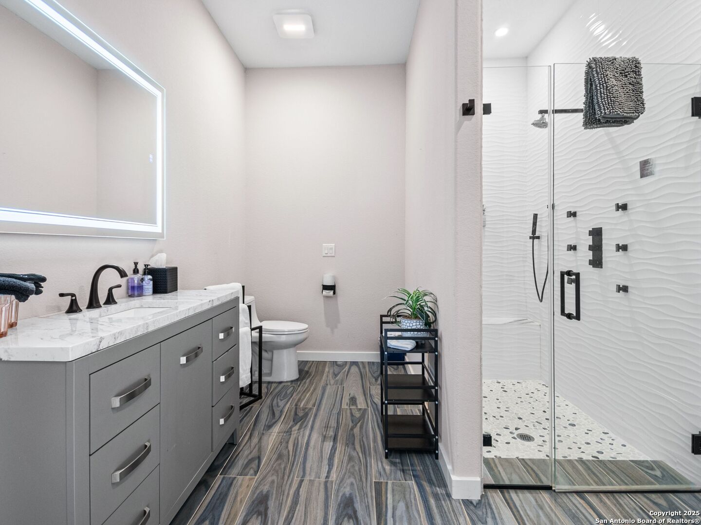 101 Durango Johnson City TX 78636