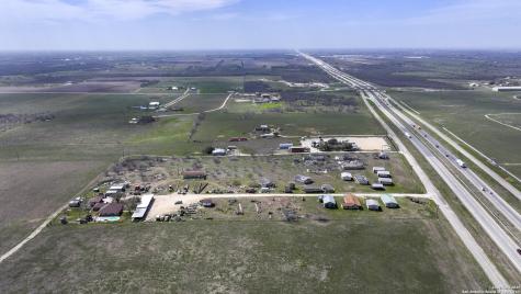 8205 W Interstate 10 Seguin TX 78155