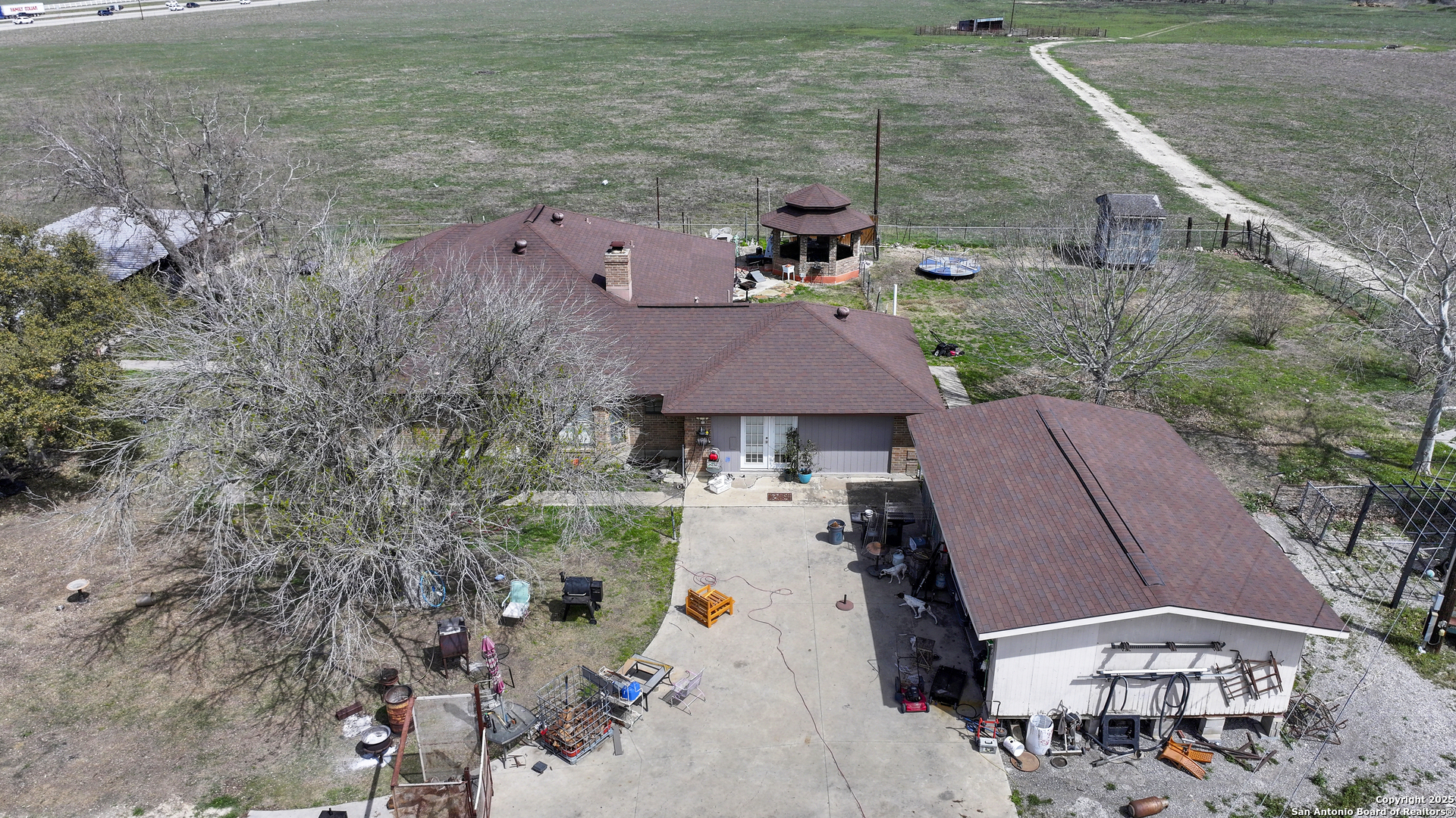 8205 W Interstate 10 Seguin TX 78155