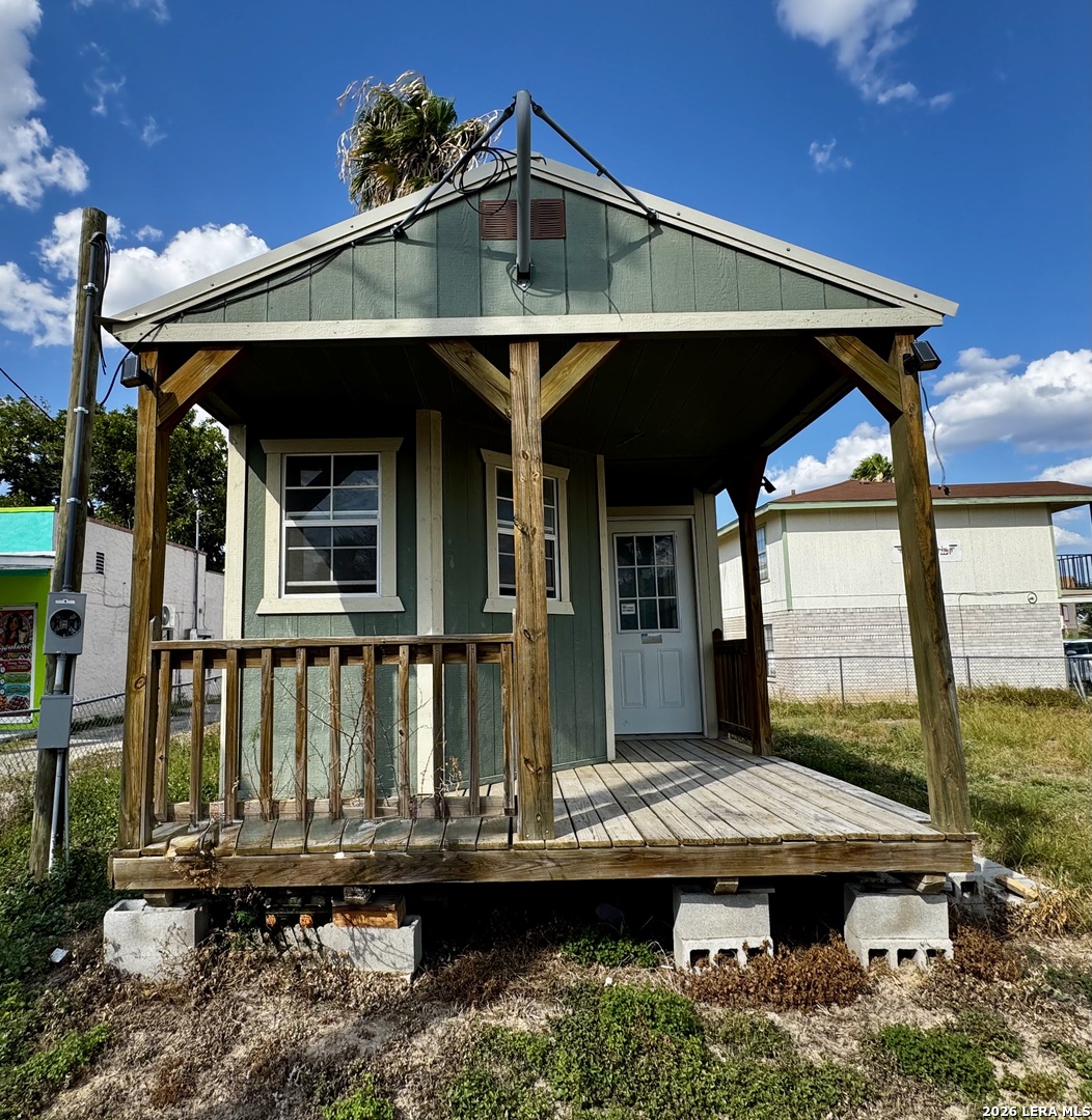 2689 El Indio Highway Eagle Pass TX 78852