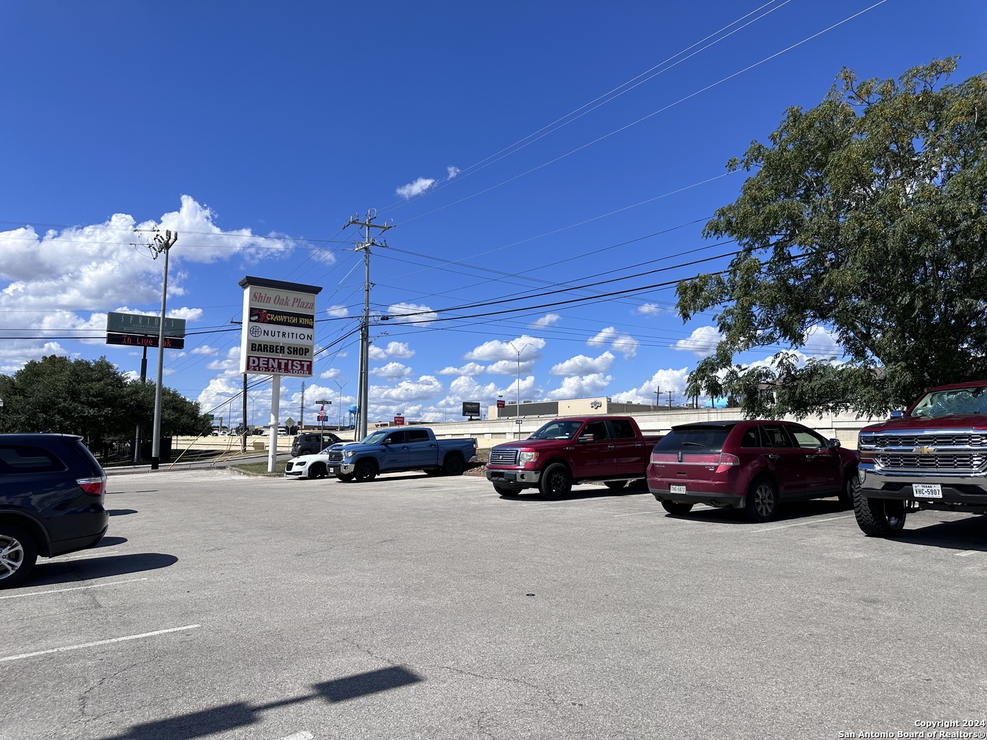 8142 Shin Oak Live Oak TX 78233