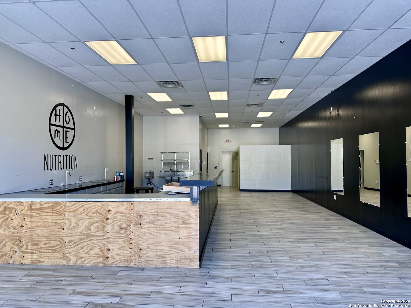 8142 Shin Oak Live Oak TX 78233